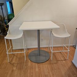 Sturdy Kitchen Table & Chairs