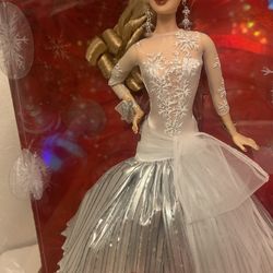 2008 Holiday Barbie Collectible Christmas Doll for Sale in Wenatchee, WA -  OfferUp