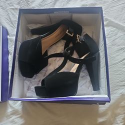Size 5 Black Heels 