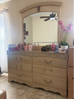 Dresser with mirror