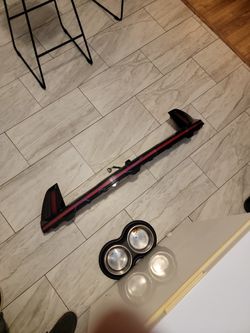 Hyundai Tucson LED Center Tail Light