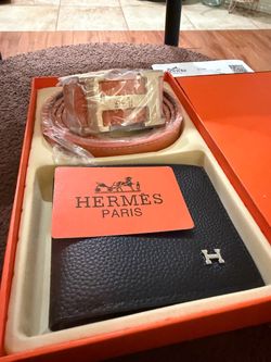 Hermès Paris Belt and Wallet Gift Set