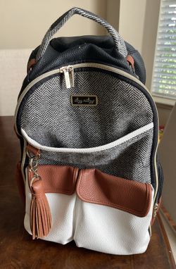 Itzy Ritzy Boss Diaper Bag
