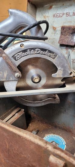 Very Old Saw In Original Box. 