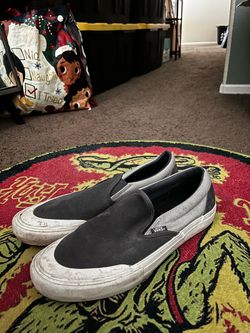 5 pairs of shoes