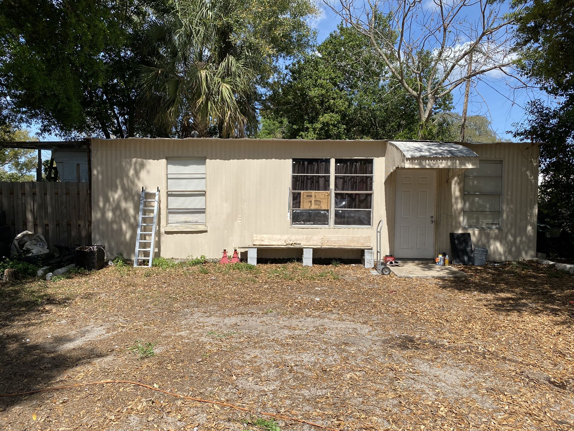 2/1 mobile home for sale. Last house of 3 on a Private road. You own