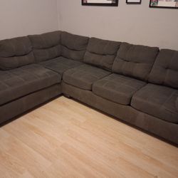 L Shape Couch 