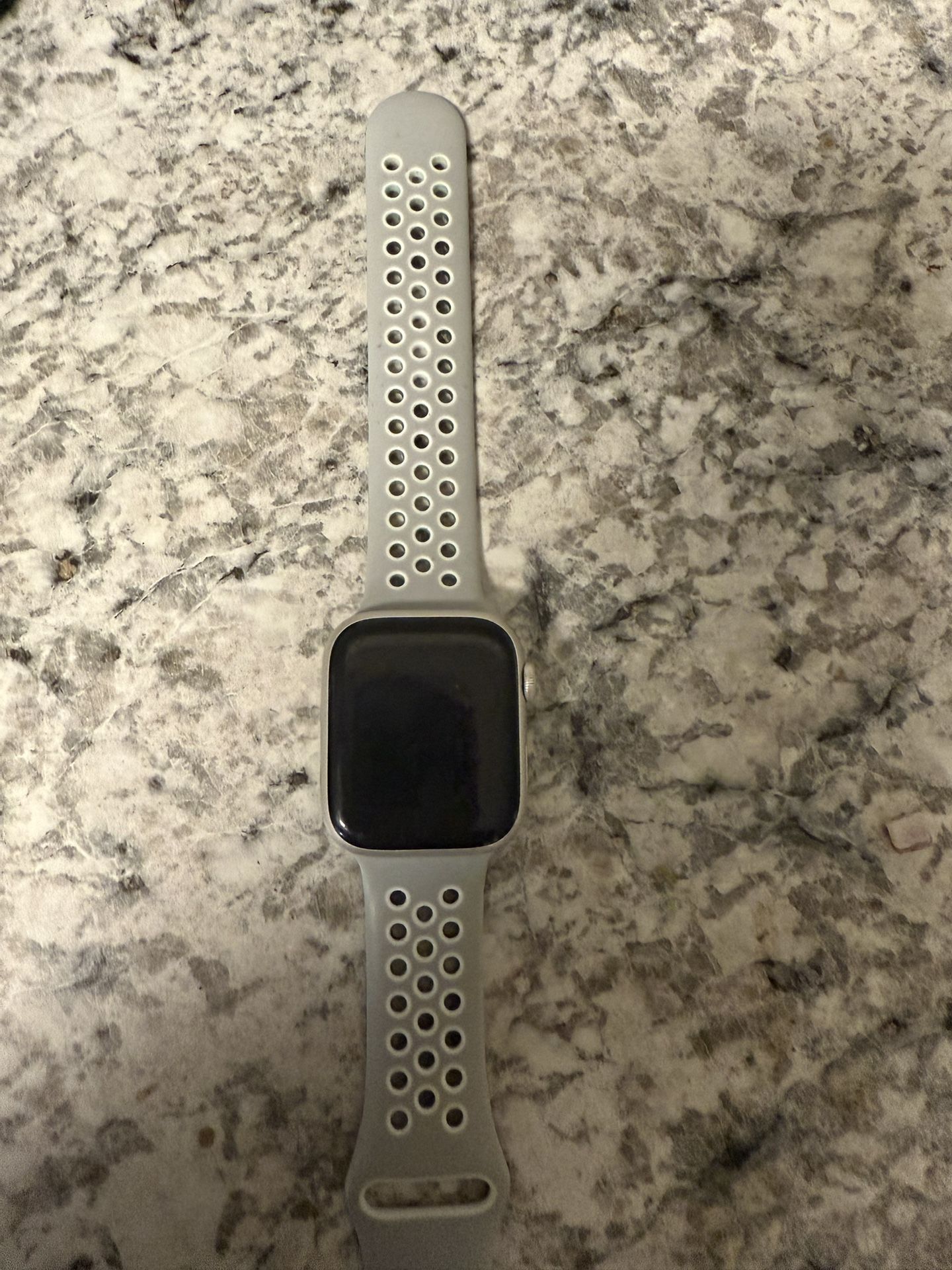 APPLE SERIES 7 NIKE+WRISTBAND+CHARGER+GPS COMPATIBLE 