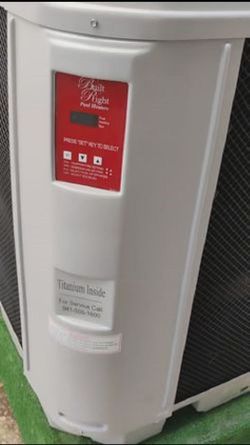 Builtright Pool heat pump w/warranty