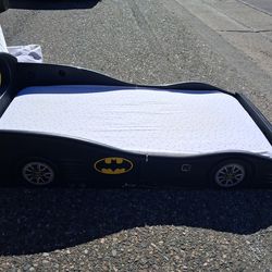 Toddler Batman Bed / Playpen(LIKE NEW - HARDLY USED)