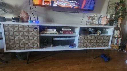 Mid century style console/cabinet/tv stand