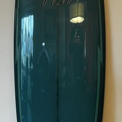 Surfboard 6’8” Quad