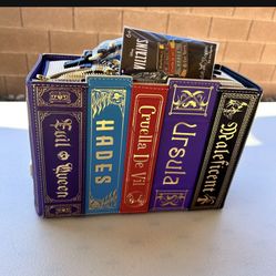 NEW Loungefly Disney Stitch Shoppe Villains Books Crossbody Bag with Matching Enamel Pin