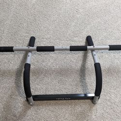 Pull Up Bar 