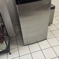 Arctic King Freezer