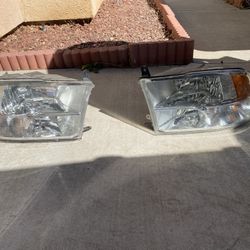 Ram 2500 Front Headlights