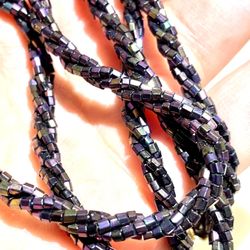 Vintage Shimmering Purple Necklace 