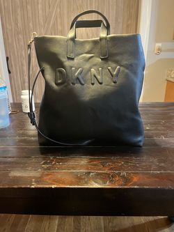 Women’s DKNY Black Leather Handbag with Shoulder Strap