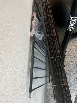 FREE / GRATIS Large dog crate
