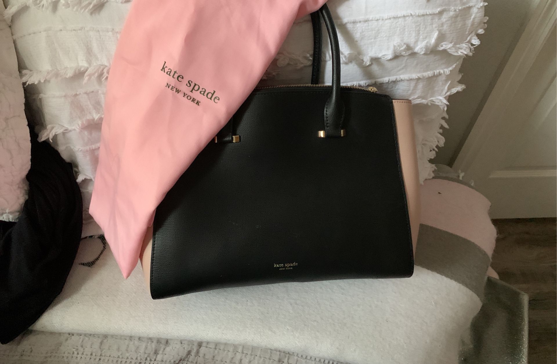 KATE SPADE BLACK AND PINK LARGE PURSE