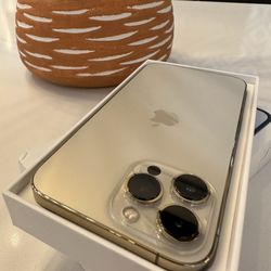 Golden iPhone 13 Pro 256gb Unlocked Firm
