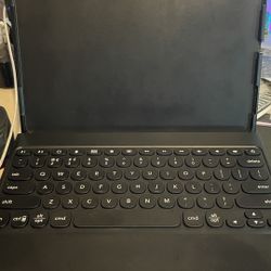 Zagg Rugged book Go iPad Case 12.9 Gen 2 And 3
