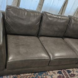 Chicago Sofa In Grey Leather