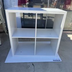 Cube Shelf 