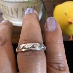 Sterling Silver Ring With Waves On It