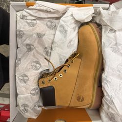 Timberland Men's Nubuck  Boots Beige Brown  (Any size please let me know me) 