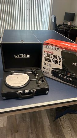 Victrola record player