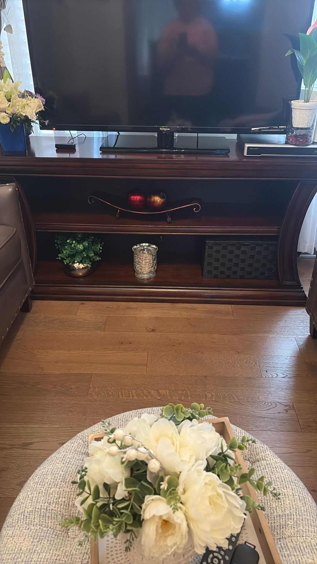 Tv Entertainment Stand
