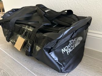 TNF Base Camp Duffel brand new