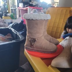Mk Boots 7c