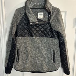Abercrombie & Fitch Asymmetrical Snap-up Fleece