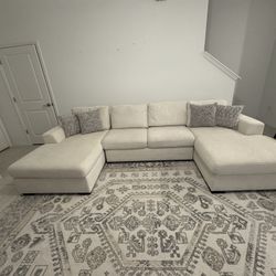 U-Shaped Sectional 