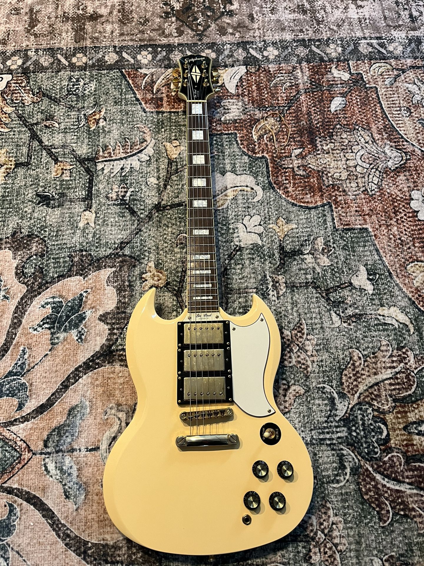 Epiphone G400 “Les Paul Custom” SG Guitar
