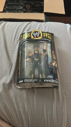 WWE Classic Superstars Eddie Guerrero Figure