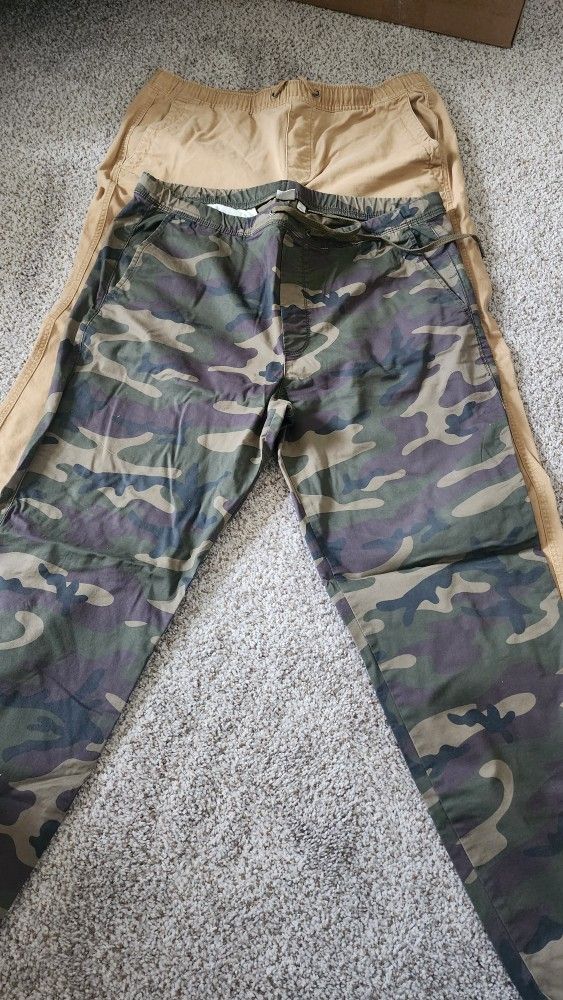 Men's Gap Joggers Size Large