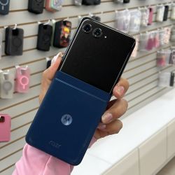 Moto Razr 2025 256gb Unlocked 