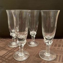 Vintage Set Of Four Elegant Shot Glasses