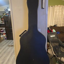 Fender Hard Case Acustic Guitar 