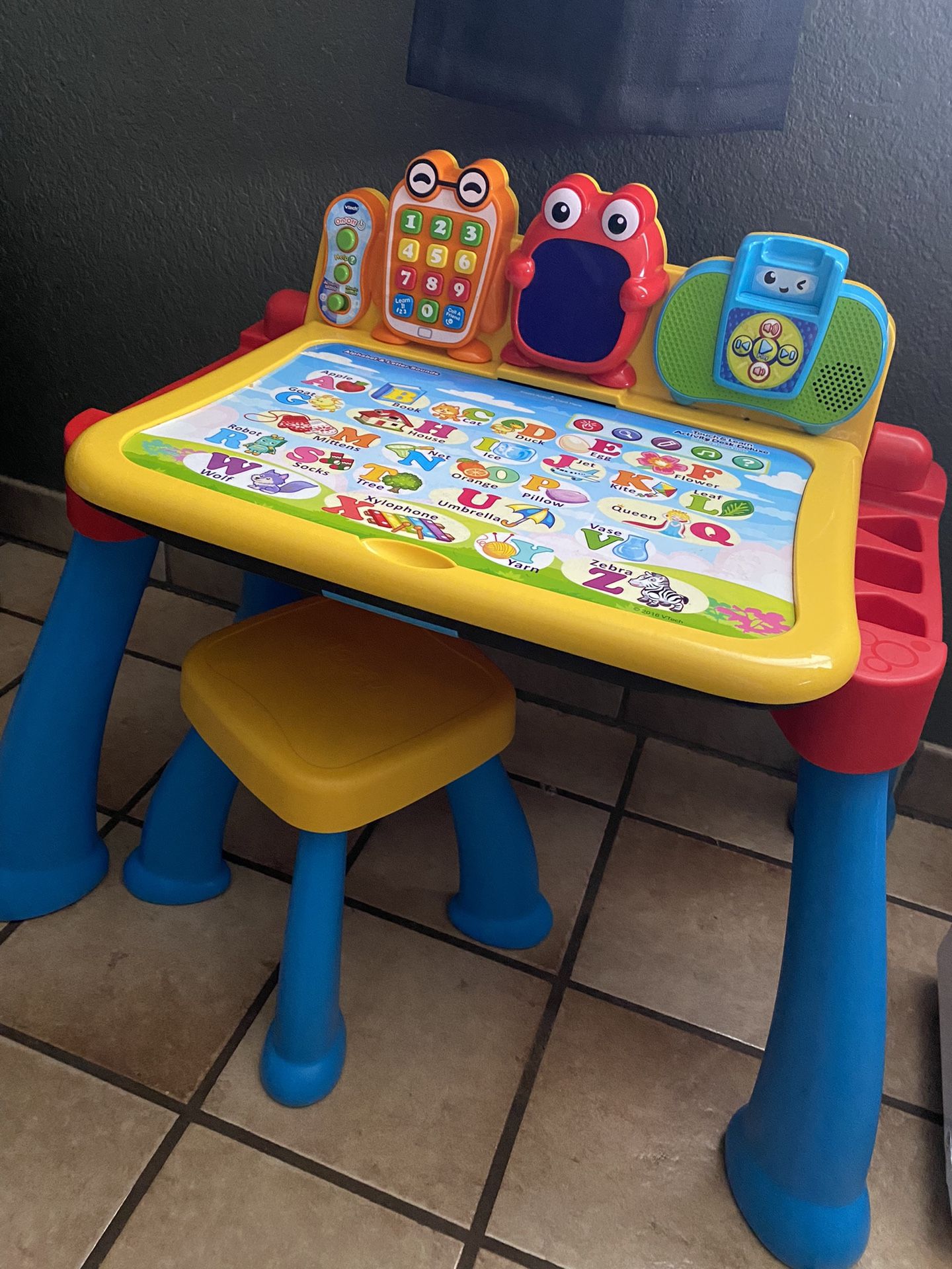 Vtech Touch & Learn Desk