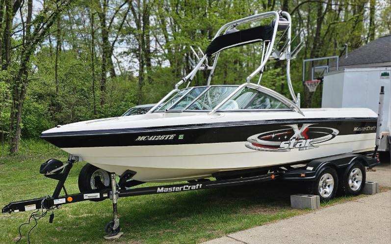 2001 MasterCraft X-Star Wakeboard Boat w/ JL Audio + Tra