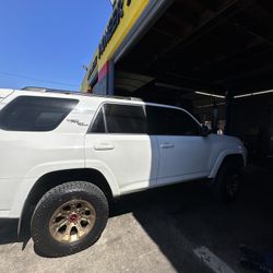 4RUNNER LEVELING KIT WITH TRD RIMS AND 265/70/17 FALKEN