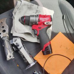 Milwauke Hammer Drill