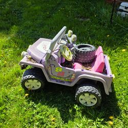 Free Power Wheels for parts or to Fix