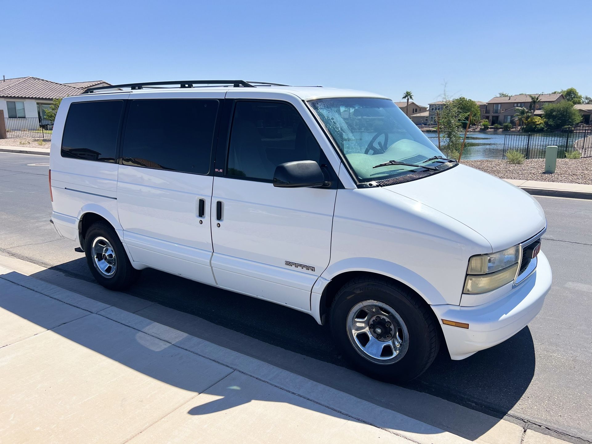 2001 GMC Safari