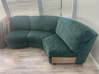 FREE!!! Green Curved Sectional Sofa