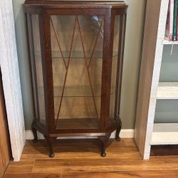 Curio Glass Cabinet  Has 2 Glass Shelves 